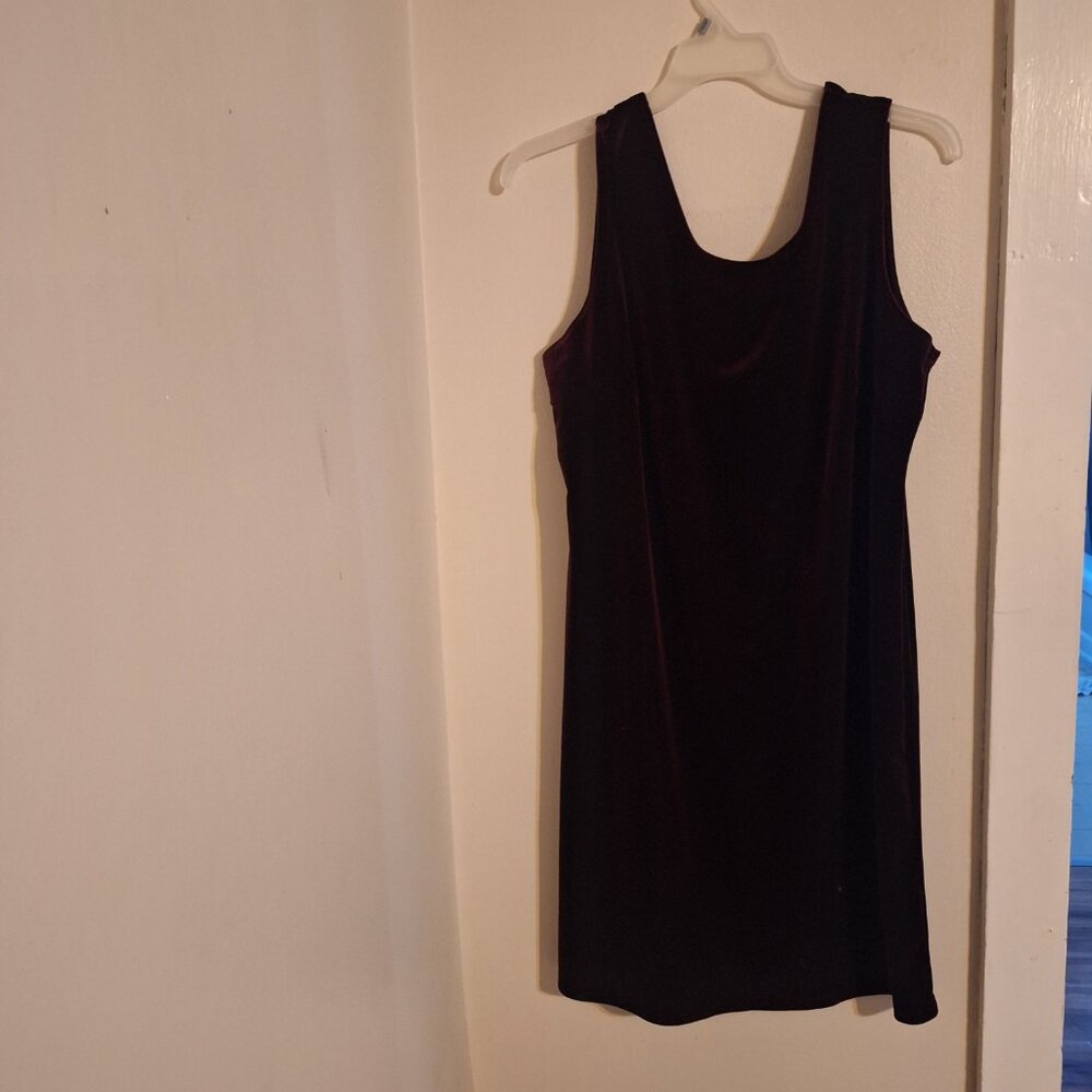 Onyx nite dress